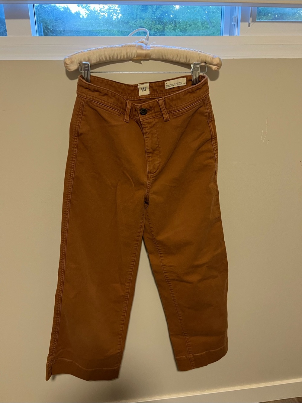 GAP Woman’s Burnt Orange wide leg khakis